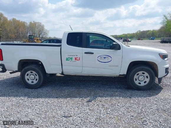 2016 Chevrolet Colorado 2WD WT with VIN 1GCHSBEA5G1228381, listed as a IAAI auction lot 42013541 with 58,560 mi miles. Bid and sale history available at carsss.com. Image 13.