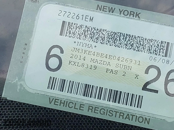 2014 Mazda CX-5 Sport with VIN JM3KE4BE4E0426931, listed as a IAAI auction lot 42055582 with 121,418 mi miles. Bid and sale history available at carsss.com. Image 17.