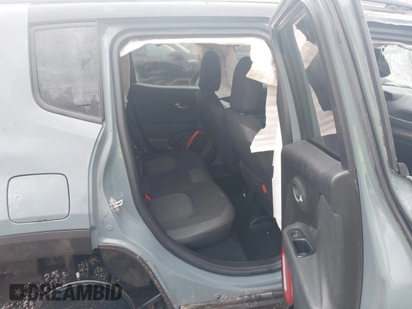 2016 Jeep Renegade Trailhawk with VIN ZACCJBCT1GPE21919, listed as a IAAI auction lot 41928423 with 80,982 mi miles and . Bid and sale history available at carsss.com. Image 8.