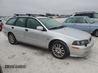 2004 Volvo V40 z VIN YV1VW27594F051818, wystawiony jako Copart lot #75406284 z przebiegiem Nie podano mil oraz Nie do naprawy. Historia ofert i sprzedaży dostępna na DreamBid. Obrazek 4.
