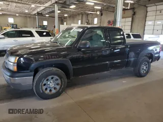 2005 Chevrolet Silverado 1500 LS z VIN 1GCEK19V55Z330708, wystawiony jako Copart lot #55896355 z przebiegiem 186 270 mil mil oraz Czysty tytuł • Clean title. Historia ofert i sprzedaży dostępna na DreamBid. Obrazek 1.