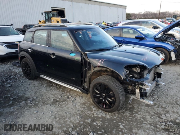2022 MINI Countryman Cooper S with VIN WMZ83BR08N3N71282, listed as a Copart auction lot 83673944 with 18,095 mi miles and Salvage title. Bid and sale history available at DreamBid. Image 4.