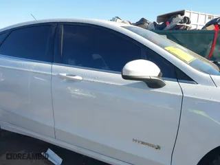 2018 Ford Fusion Hybrid S with VIN 3FA6P0UU0JR204324, listed as a IAAI auction lot 41312303 with 100,527 mi miles. Bid and sale history available at carsss.com. Image 13.