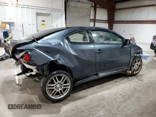 2010 Scion tC z VIN JTKDE3B73A0307137, wystawiony jako Copart lot #57827935 z przebiegiem Nie podano mil oraz Nie do naprawy • Non repairable. Historia ofert i sprzedaży dostępna na DreamBid. Obrazek 3.
