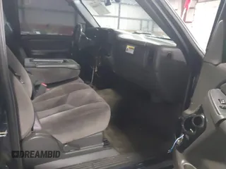 2006 GMC Sierra 1500 SLT with VIN 2GTEK13T461221013, listed as a IAAI auction lot 41610449 with Not Provided miles and . Bid and sale history available at carsss.com. Image 5.