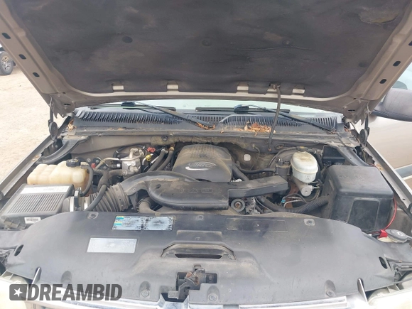 2003 Chevrolet Tahoe LS with VIN 1GNEC13V53R159937, listed as a IAAI auction lot 42138292 with 256,395 mi miles. Bid and sale history available at carsss.com. Image 10.