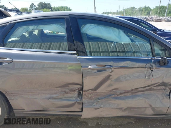 2014 Ford Fusion SE with VIN 3FA6P0HD8ER217256, listed as a IAAI auction lot 41991177 with 77,612 mi miles and . Bid and sale history available at DreamBid. Image 13.