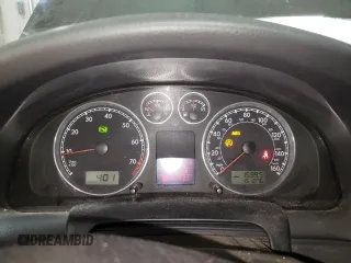 2005 Volkswagen Passat GLS with VIN WVWAD63B05E081309, listed as a Copart auction lot 43903625 with 151,076 mi miles and Salvage title. Bid and sale history available at DreamBid. Image 9.