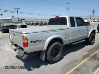 2002 Toyota Tacoma PreRunner z VIN 5TESN92N92Z898141, wystawiony jako Copart lot #59223475 z przebiegiem 117 152 mil mil oraz Szkoda całkowita • Salvage title. Historia ofert i sprzedaży dostępna na DreamBid. Obrazek 3.