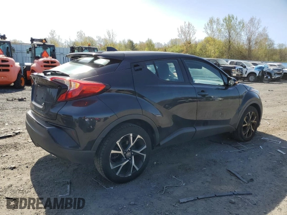 2021 Toyota C-HR LE z VIN NMTKHMBX2MR133802, wystawiony jako Copart lot #54398745 z przebiegiem 152 133 mil mil oraz Szkoda całkowita • Salvage title. Historia ofert i sprzedaży dostępna na DreamBid. Obrazek 3.