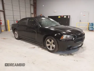 2012 Dodge Charger SE z VIN 2C3CDXBG1CH111701, wystawiony jako IAAI lot #42157486 z przebiegiem 194 488 mil mil oraz . Historia ofert i sprzedaży dostępna na DreamBid. Obrazek 1.
