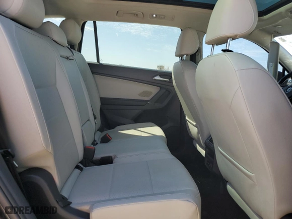 2018 Volkswagen Tiguan SEL with VIN 3VV3B7AX0JM020325, listed as a Copart auction lot 50319745 with 96,173 mi miles and Salvage Title. Bid and sale history available at carsss.com. Image 12.