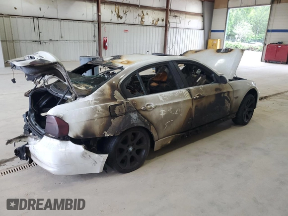 2006 BMW 3 Series 330i with VIN WBAVB33526PS16938, listed as a Copart auction lot 58483365 with Not provided miles and Non repairable. Bid and sale history available at DreamBid. Image 3.