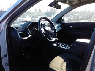 2018 Chevrolet Equinox LT with VIN 3GNAXJEV7JS645482, listed as a IAAI auction lot 41662618 with 77,460 mi miles. Bid and sale history available at carsss.com. Image 17.