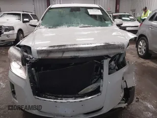 2015 GMC Terrain SLE z VIN 2GKFLVEK1F6172910, wystawiony jako IAAI lot #41498990 z przebiegiem 124 181 mil mil oraz . Historia ofert i sprzedaży dostępna na DreamBid. Obrazek 6.