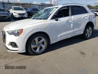 2021 Audi Q3 Premium with VIN WA1AUCF32M1064627, listed as a Copart auction lot 50900513 with 35,718 mi miles. Bid and sale history available at carsss.com. Image 1.