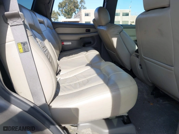 2001 Chevrolet Tahoe LS with VIN 1GNEK13T51R184450, listed as a IAAI auction lot 41773131 with 290,093 mi miles. Bid and sale history available at carsss.com. Image 8.