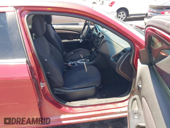 2014 Chrysler 200 Touring with VIN 1C3CCBBB7EN128927, listed as a IAAI auction lot 42313892 with 154,261 mi miles and . Bid and sale history available at DreamBid. Image 5.