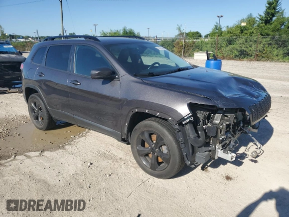 2020 Jeep Cherokee Altitude with VIN 1C4PJMLN9LD553902, listed as a Copart auction lot 57625664 with 37,121 mi miles and Non Repairable. Bid and sale history available at carsss.com. Image 4.