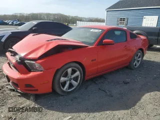 2013 Ford Mustang GT z VIN 1ZVBP8CF0D5201874, wystawiony jako Copart lot #55101255 z przebiegiem 249 963 mil mil oraz Czysty tytuł • Clean title. Historia ofert i sprzedaży dostępna na DreamBid. Obrazek 1.