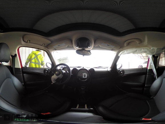 2014 MINI Countryman S with VIN WMWZC3C53EWP27111, listed as a IAAI auction lot 42192799 with 136,945 mi miles and . Bid and sale history available at DreamBid. Image 18.