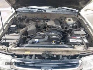 2002 Toyota 4Runner SR5 z VIN JT3HN86R920378091, wystawiony jako IAAI lot #41892356 z przebiegiem 326 312 mil mil oraz . Historia ofert i sprzedaży dostępna na DreamBid. Obrazek 10.