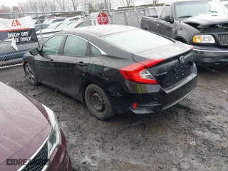 2019 Honda Civic Sedan LX with VIN 2HGFC2F60KH555359, listed as a IAAI auction lot 41626477 with 75,336 mi miles. Bid and sale history available at carsss.com. Image 3.