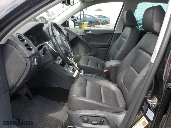 2016 Volkswagen Tiguan S with VIN WVGAV7AX7GW553810, listed as a Copart auction lot 50841015 with 47,760 mi miles and Salvage Title. Bid and sale history available at carsss.com. Image 7.