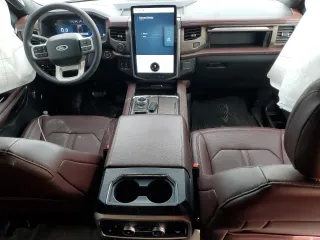 2024 Ford Expedition Limited with VIN 1FMJU1K82REA86974, listed as a Copart auction lot 44735495 with 6,531 mi miles and Salvage Title. Bid and sale history available at carsss.com. Image 8.