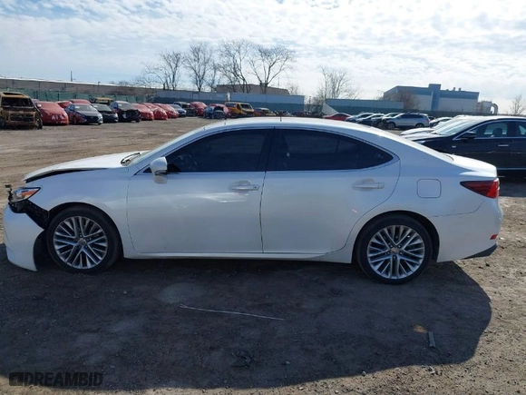 2016 Lexus ES 350 with VIN JTHBK1GG2G2232639, listed as a IAAI auction lot 41663159 with NaN miles. Bid and sale history available at carsss.com. Image 14.