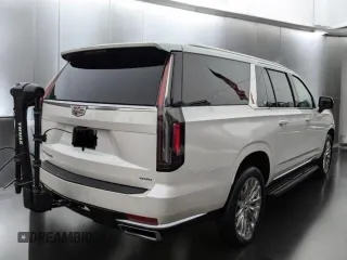 2021 Cadillac Escalade ESV Premium Luxury with VIN 1GYS4KKL7MR4240XX, listed as a Copart auction lot 49542675 with 43,637 mi miles and Clean title. Bid and sale history available at DreamBid. Image 4.
