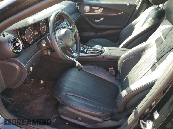 2017 Mercedes-Benz E-Class E 300 Luxury with VIN WDDZF4JB4HA192886, listed as a Copart auction lot 41983083 with 43,815 mi miles. Bid and sale history available at carsss.com. Image 7.