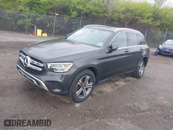 2020 Mercedes-Benz GLC 300 z VIN W1N0G8EB4LF836652, wystawiony jako IAAI lot #42018232 z przebiegiem 46 836 mil mil oraz . Historia ofert i sprzedaży dostępna na DreamBid. Obrazek 2.
