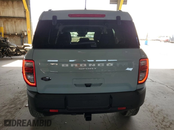 2021 Ford Bronco Sport Big Bend z VIN 3FMCR9B61MRA09428, wystawiony jako Copart lot #61737315 z przebiegiem 124 741 mil mil oraz Szkoda całkowita • Salvage title. Historia ofert i sprzedaży dostępna na DreamBid. Obrazek 6.