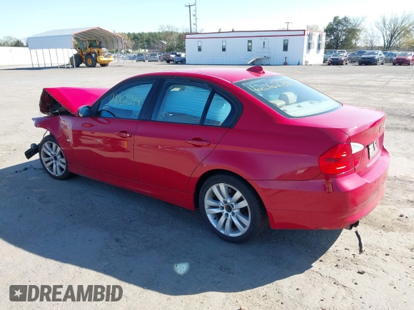 2007 BMW 3 Series 328i with VIN WBAVA33537PG40085, listed as a IAAI auction lot 42062344 with 177,000 mi miles and . Bid and sale history available at DreamBid. Image 3.