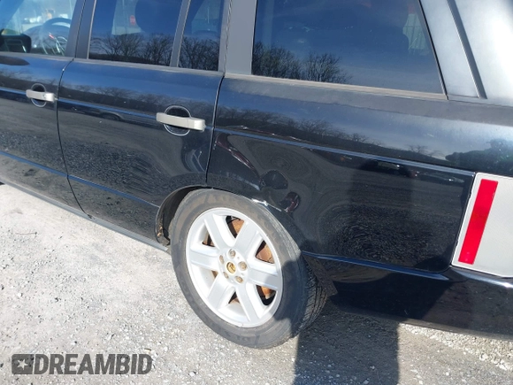 2003 Land Rover Range Rover HSE with VIN SALME11403A138235, listed as a IAAI auction lot 41586123 with 173,546 mi miles and . Bid and sale history available at DreamBid. Image 6.