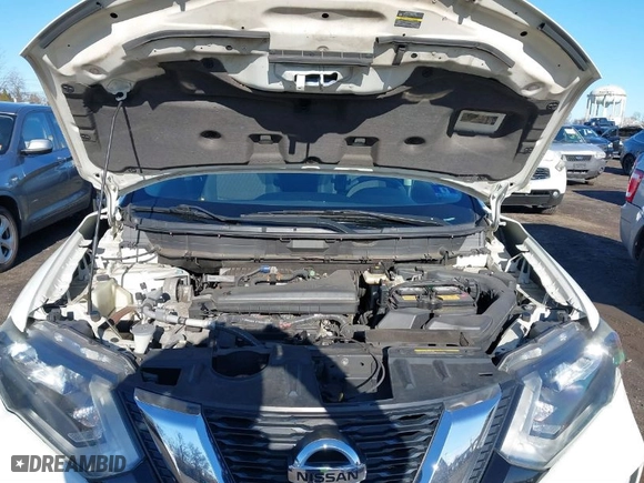 2017 Nissan Rogue SV with VIN 5N1AT2MV6HC784722, listed as a IAAI auction lot 41823697 with 87,169 mi miles. Bid and sale history available at carsss.com. Image 10.