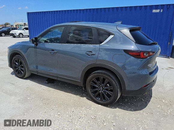 2024 Mazda CX-5 S Carbon Edition z VIN JM3KFBCL3R0481732, wystawiony jako Copart lot #56997135 z przebiegiem 32 887 mil mil oraz Tytuł czysty. Historia ofert i sprzedaży dostępna na DreamBid. Obrazek 2.