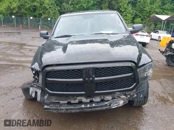 2017 Ram 1500 ST z VIN 1C6RR7FG3HS560371, wystawiony jako IAAI lot #42325044 z przebiegiem 103 660 mil mil oraz . Historia ofert i sprzedaży dostępna na DreamBid. Obrazek 12.