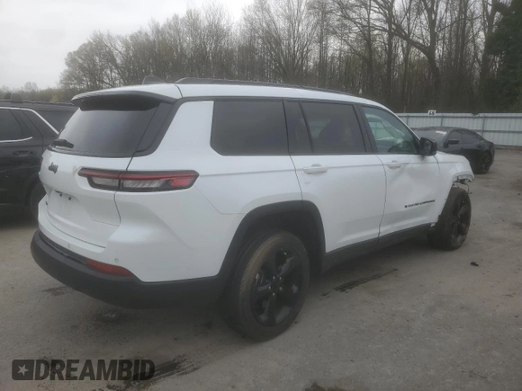 2023 Jeep Grand Cherokee Altitude with VIN 1C4RJKAG2P8874082, listed as a Copart auction lot 52119265 with 11,809 mi miles and Salvage title. Bid and sale history available at DreamBid. Image 3.