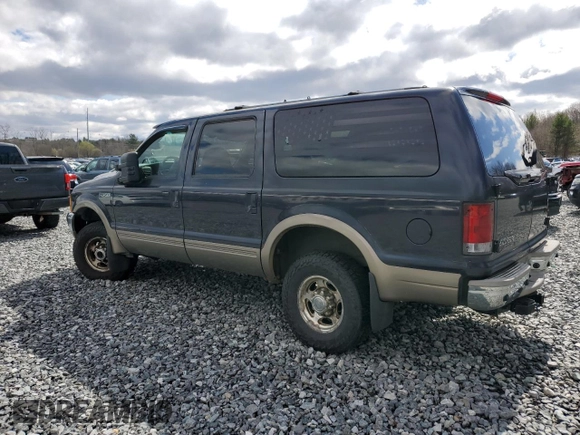 2001 Ford Excursion Limited with VIN 1FMNU43S81EB53398, listed as a Copart auction lot 52118415 with 229,052 mi miles and Clean title. Bid and sale history available at DreamBid. Image 2.