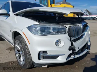 2018 BMW X5 xDrive40e iPerformance with VIN 5UXKT0C53J0W00910, listed as a IAAI auction lot 41842046 with 48,838 mi miles. Bid and sale history available at carsss.com. Image 19.