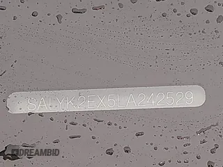 2020 Land Rover Range Rover Velar R-Dynamic S z VIN SALYK2EX5LA242529, wystawiony jako IAAI lot #41453257 z przebiegiem 72 442 mil mil oraz . Historia ofert i sprzedaży dostępna na DreamBid. Obrazek 18.