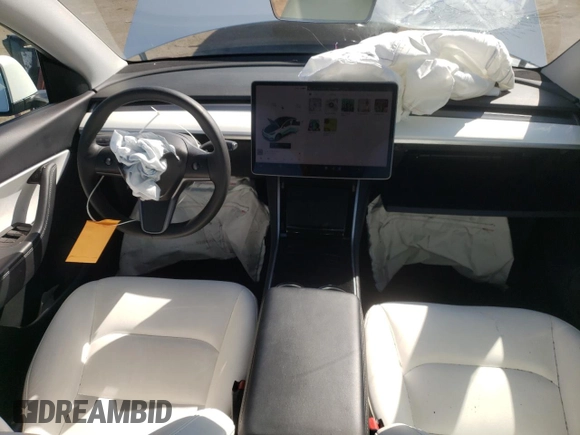 2021 Tesla Model Y Long Range with VIN 5YJYGDEE5MF118045, listed as a Copart auction lot 50790065 with 43,704 mi miles and Salvage Title. Bid and sale history available at DreamBid. Image 8.