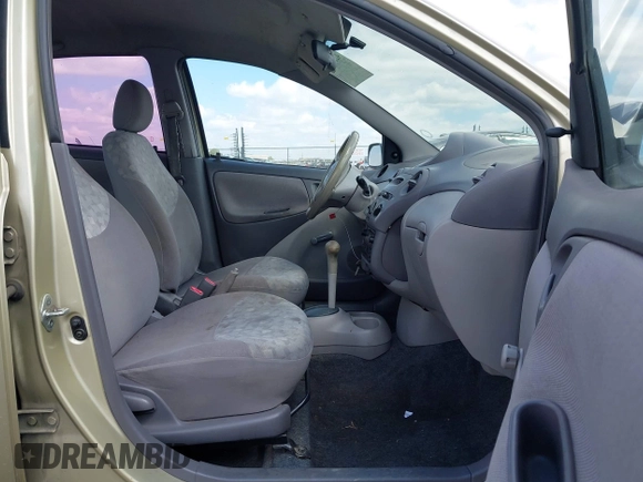 2000 Toyota ECHO with VIN JTDBT1230Y0074656, listed as a IAAI auction lot 42146740 with 230,990 mi miles and . Bid and sale history available at DreamBid. Image 5.