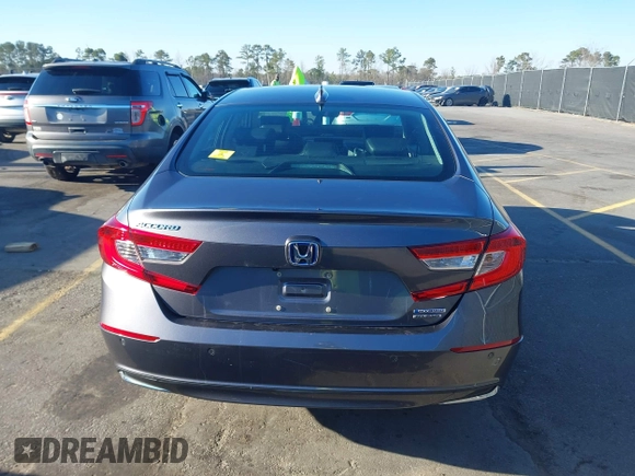 2022 Honda Accord Touring with VIN 1HGCV3F96NA011657, listed as a IAAI auction lot 41701375 with 13,681 mi miles and . Bid and sale history available at DreamBid. Image 16.