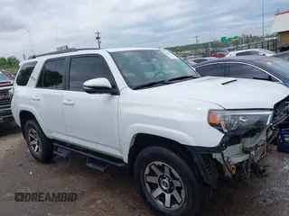 2021 Toyota 4Runner TRD Off Road Premium with VIN JTERU5JR3M5954879, listed as a IAAI auction lot 42291513 with 125,097 mi miles and . Bid and sale history available at DreamBid. Image 13.