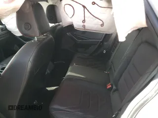2022 Volkswagen Jetta GLI Autobahn z VIN 3VW2T7BU0NM011171, wystawiony jako Copart lot #84666734 z przebiegiem 63 004 mil mil oraz Szkoda całkowita • Salvage title. Historia ofert i sprzedaży dostępna na DreamBid. Obrazek 10.