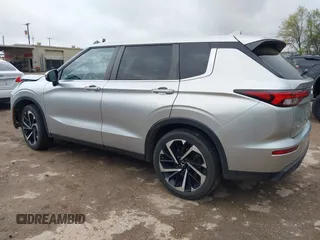 2022 Mitsubishi Outlander ES z VIN JA4J3TA8XNZ015216, wystawiony jako IAAI lot #41912607 z przebiegiem 93 728 mil mil oraz . Historia ofert i sprzedaży dostępna na DreamBid. Obrazek 3.