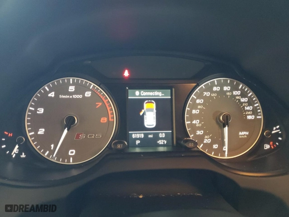 2016 Audi SQ5 Premium Plus with VIN WA1CCAFP0GA106946, listed as a Copart auction lot 45017045 with 61,919 mi miles and Salvage Title. Bid and sale history available at carsss.com. Image 9.